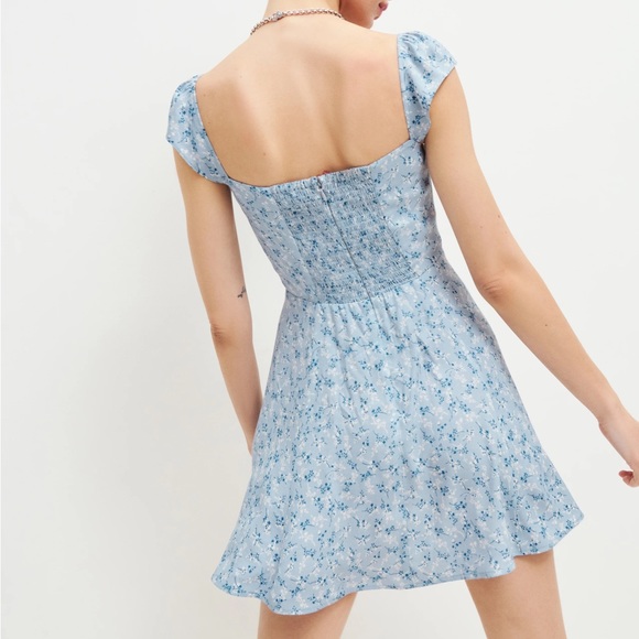 Reformation Tanis Dress in Brooke - Picture 2 of 6